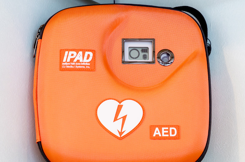 AED（自動体外式除細動器）